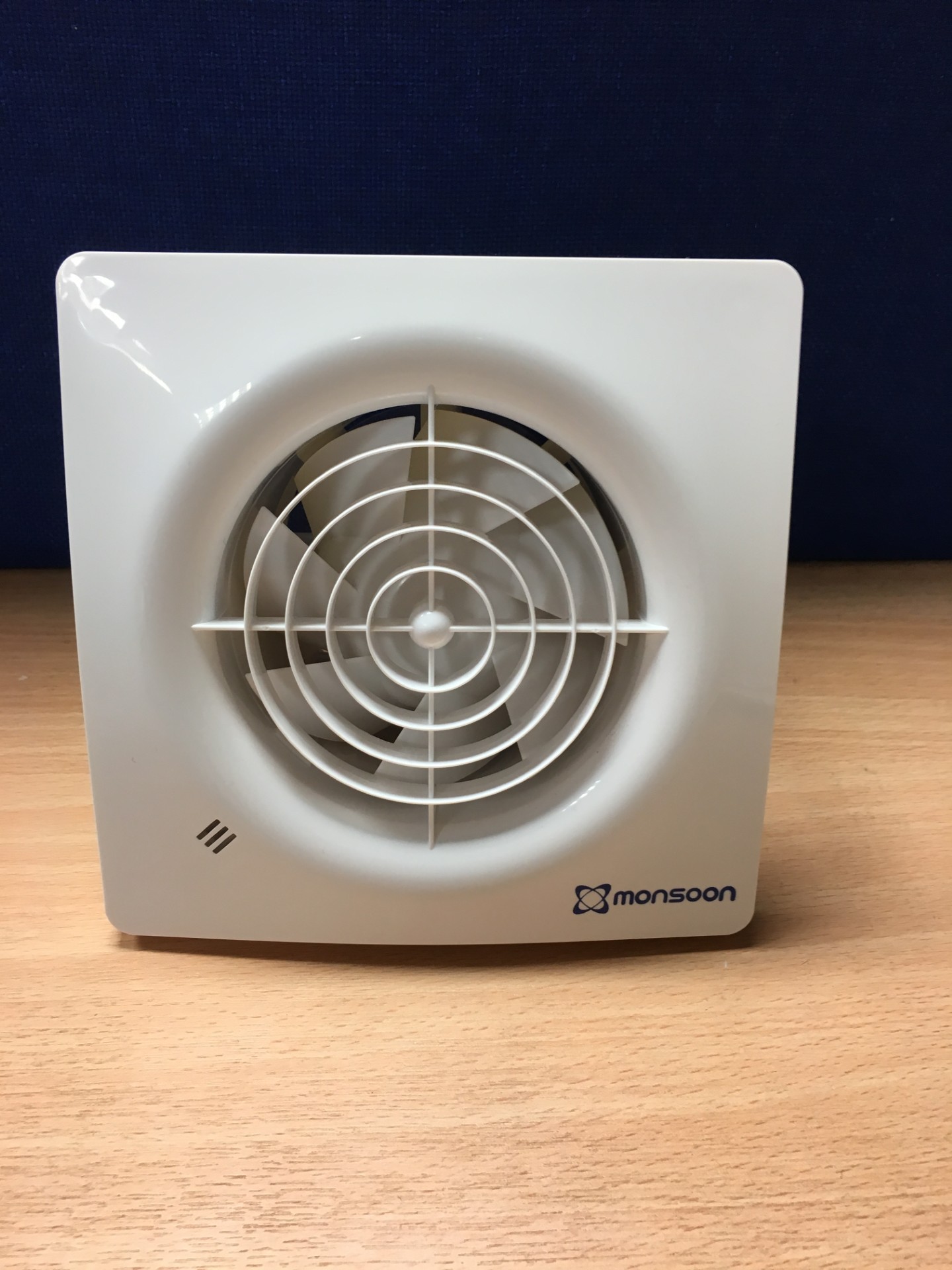 100mm MONS100HTA  Humidity/Timer Fan